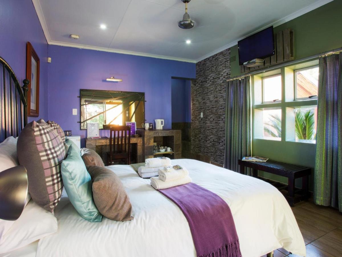 Purple Gecko Guest House Лейденбурґ Екстер'єр фото