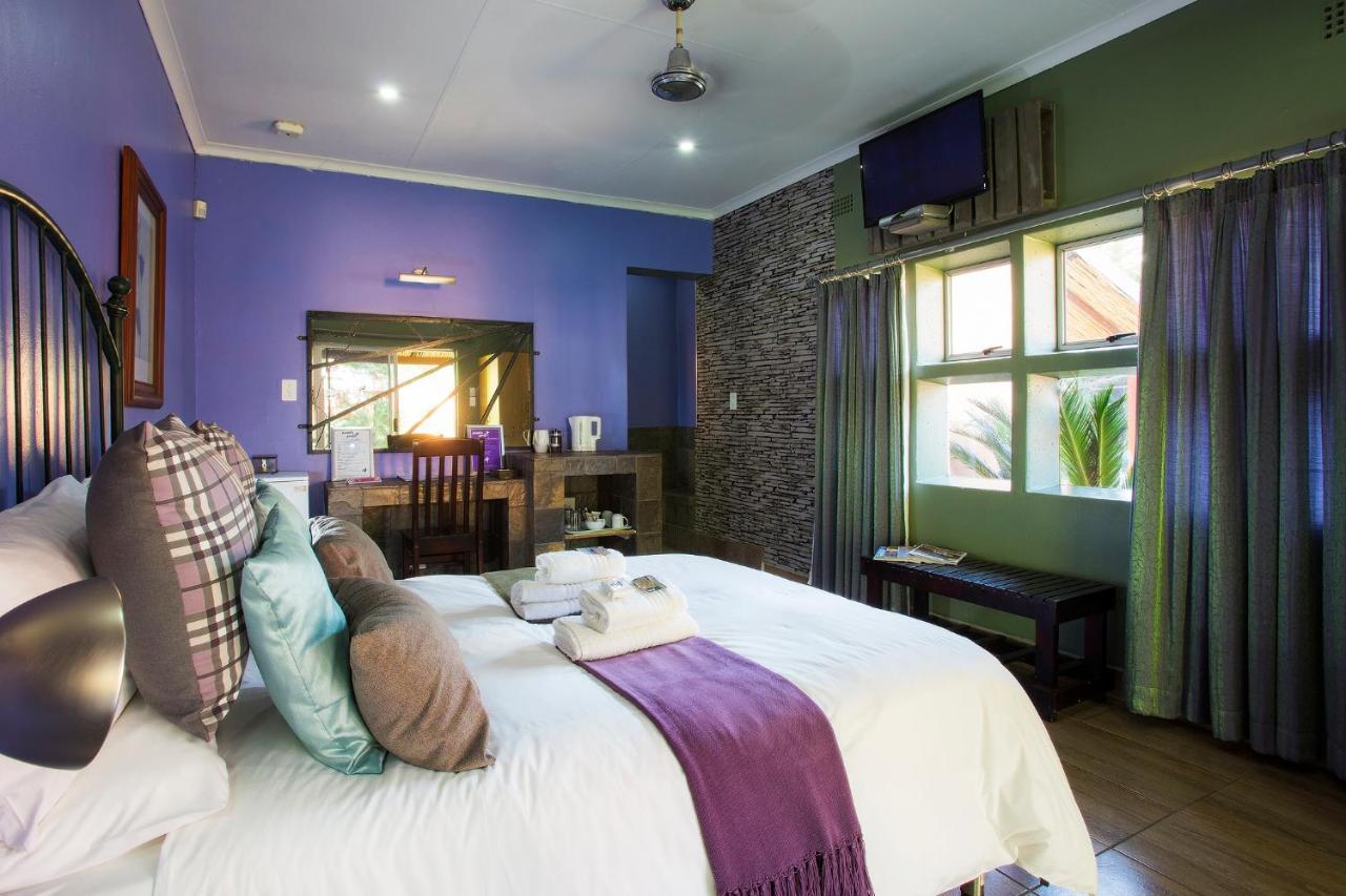 Purple Gecko Guest House Лейденбурґ Екстер'єр фото