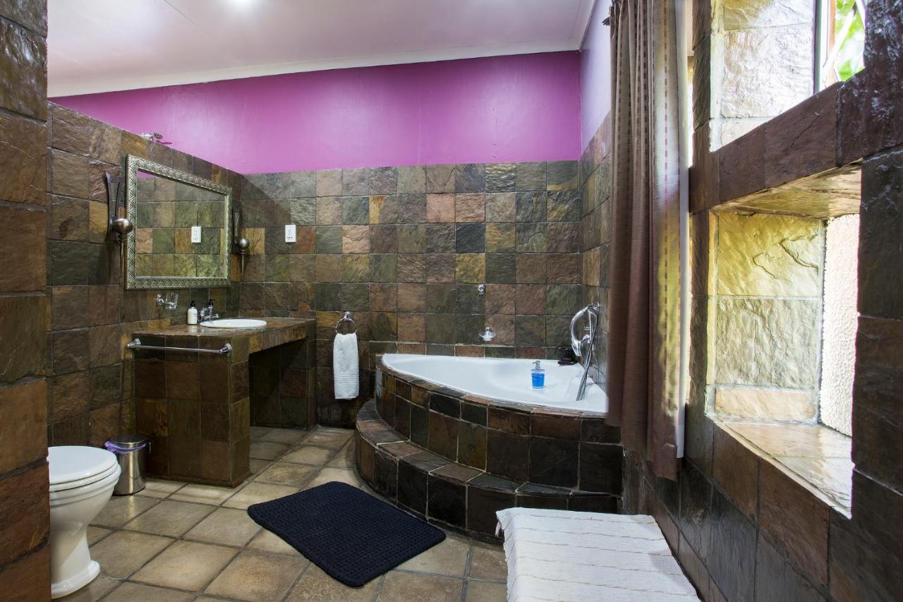 Purple Gecko Guest House Лейденбурґ Екстер'єр фото
